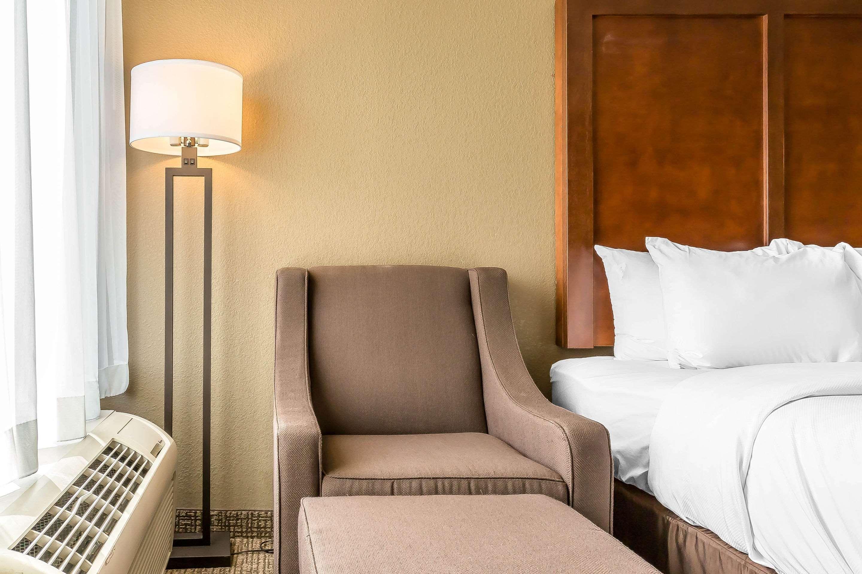 Comfort Inn & Suites Aberdeen Eksteriør bilde