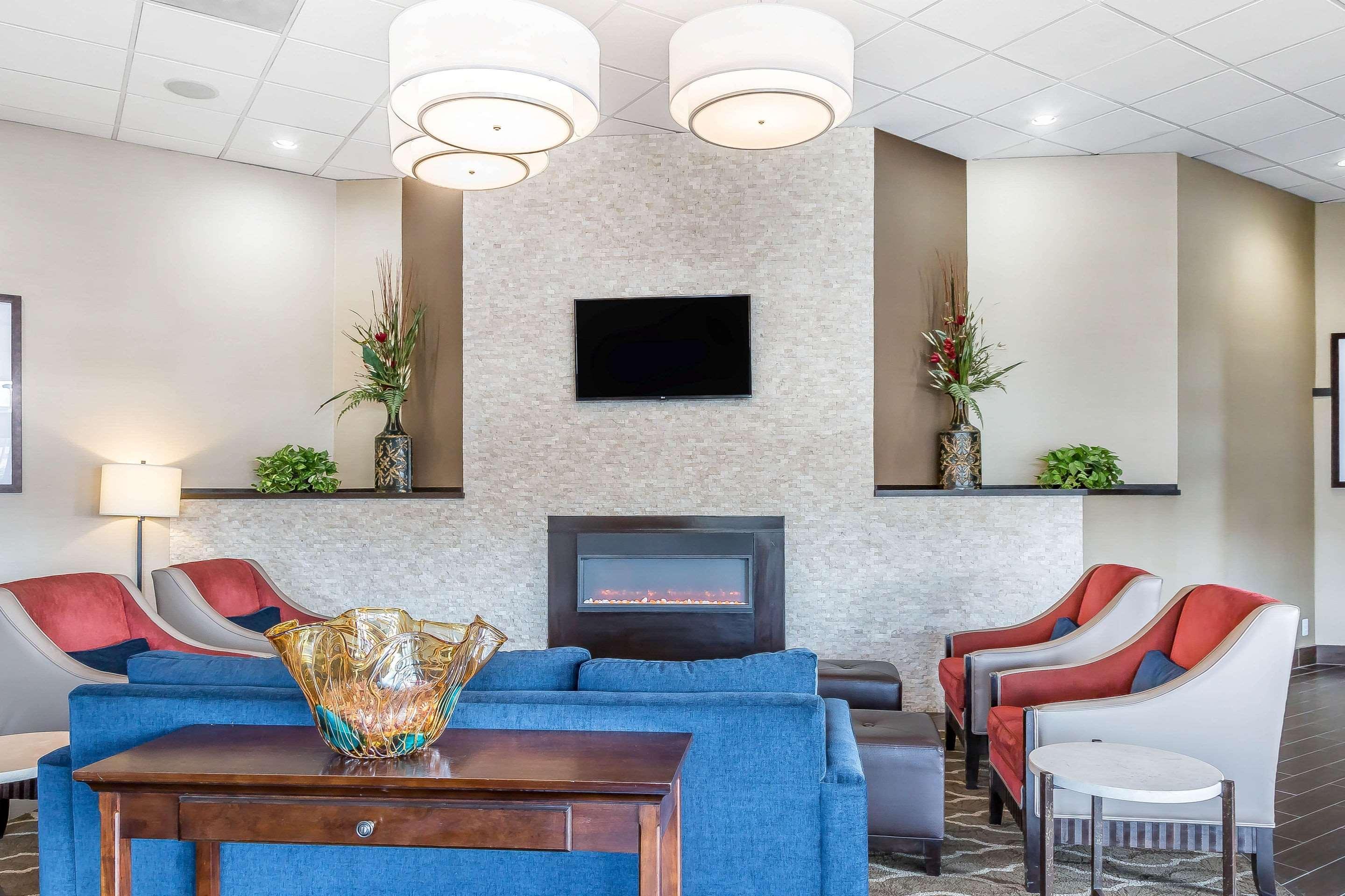 Comfort Inn & Suites Aberdeen Eksteriør bilde