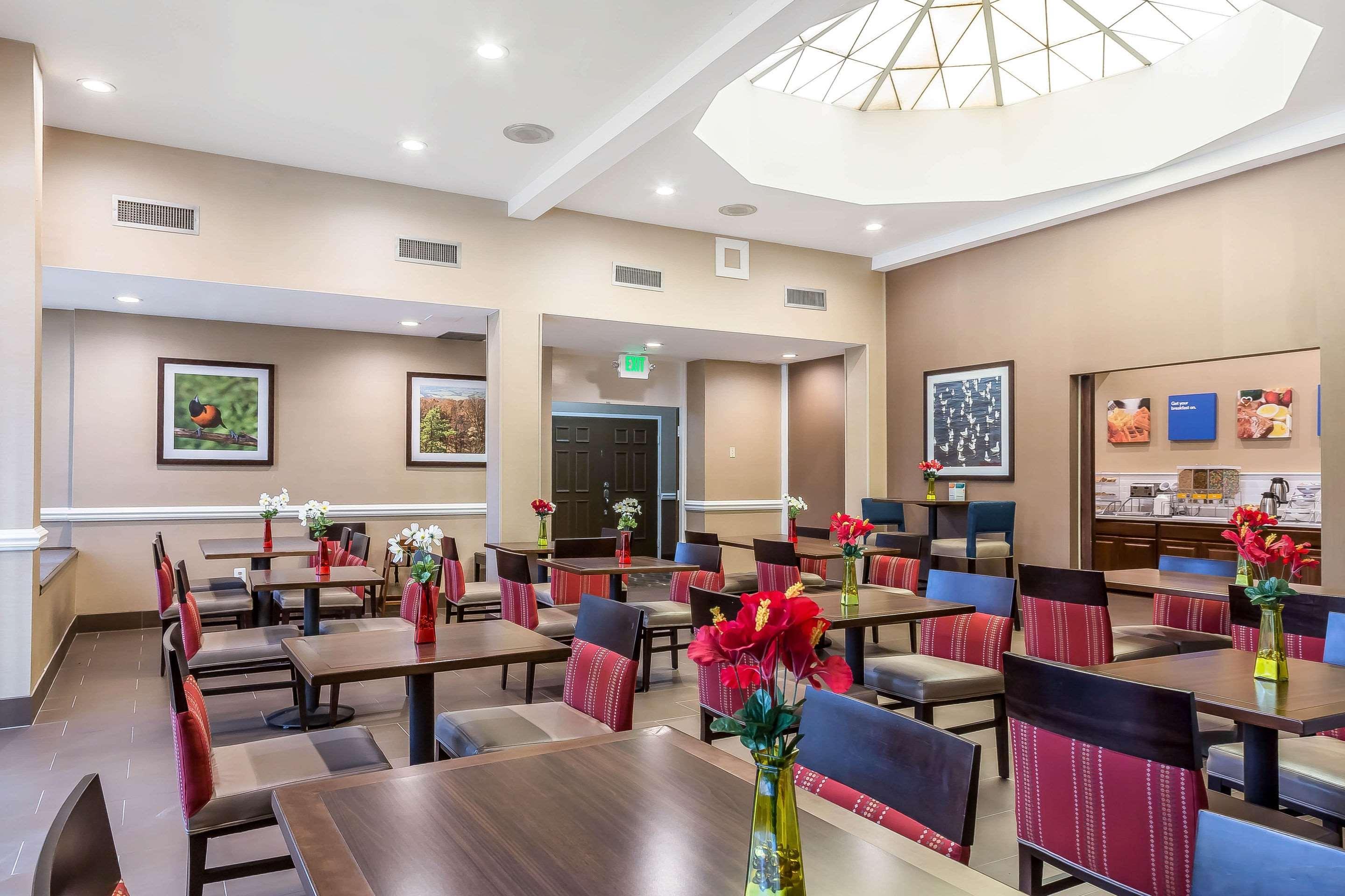 Comfort Inn & Suites Aberdeen Eksteriør bilde