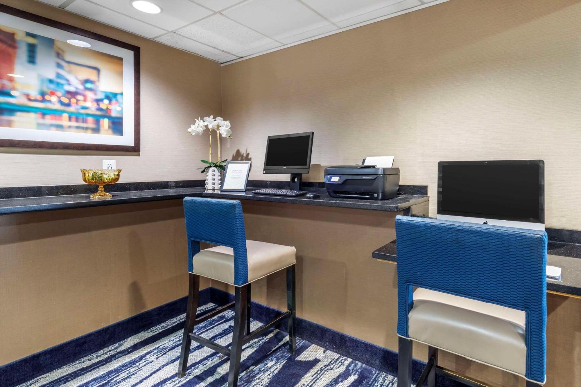 Comfort Inn & Suites Aberdeen Eksteriør bilde