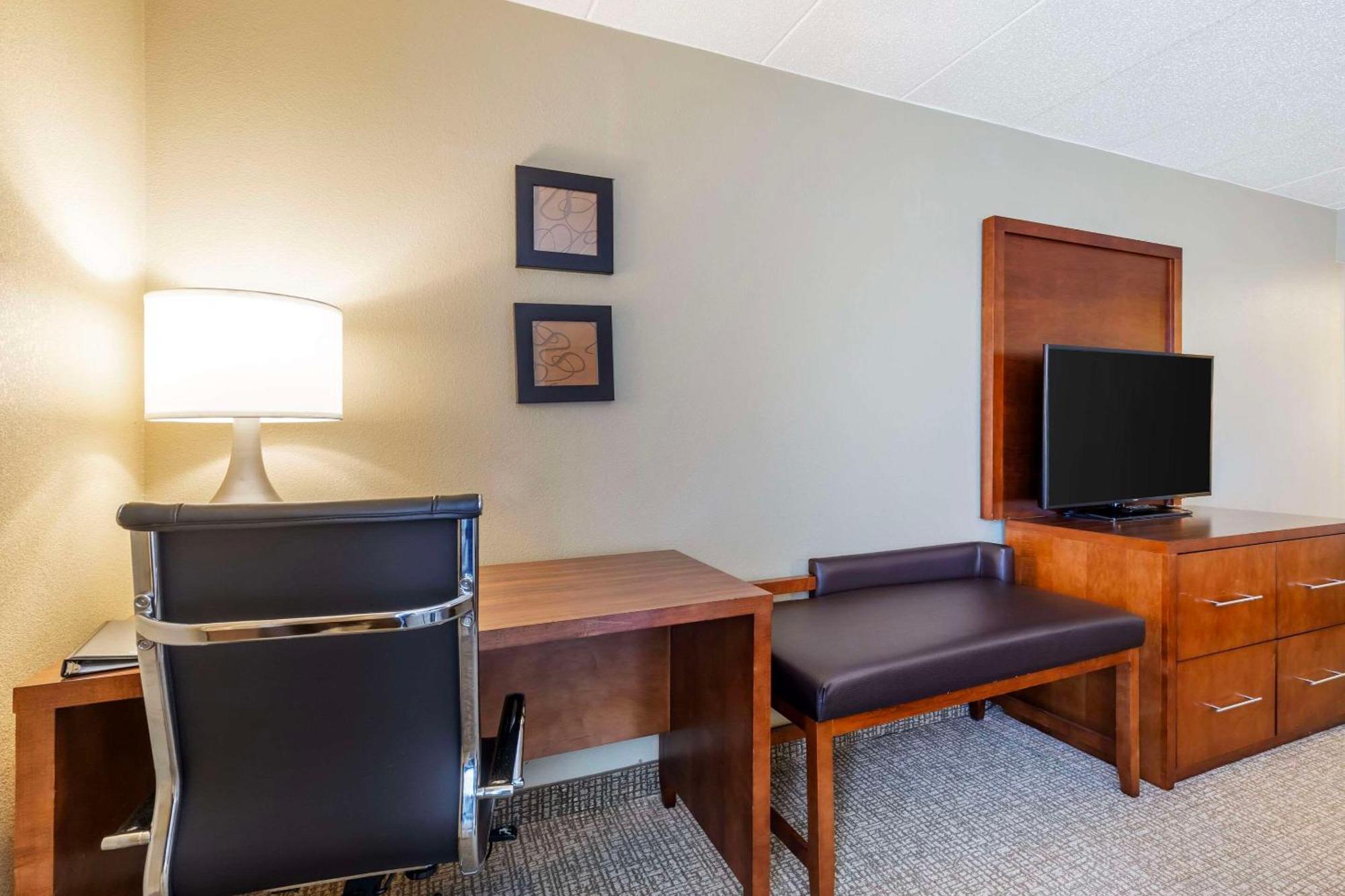 Comfort Inn & Suites Aberdeen Eksteriør bilde